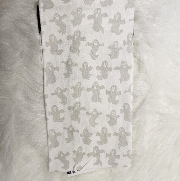 NWT Halloween Kitchen Towels & Potholders - Picture 7 of 11